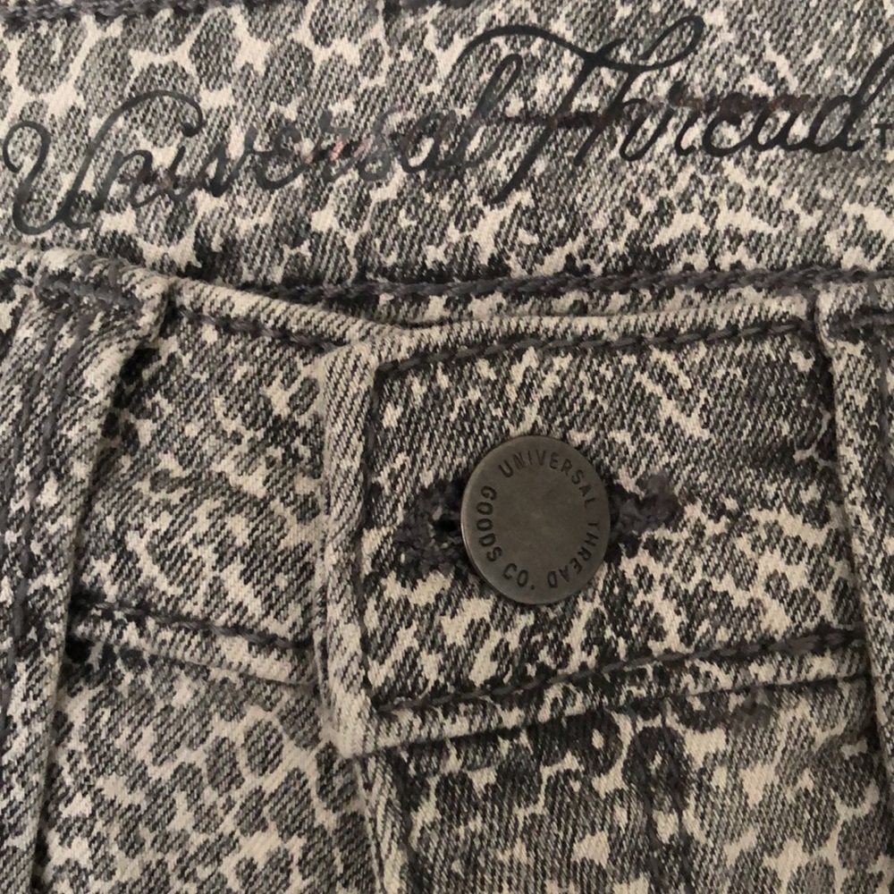 Universal Thread High Rise Skinny Jeans - Picture 5 of 11